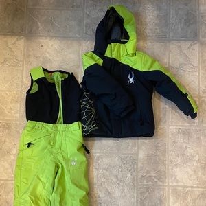 SPYDER Boys size 5 ski jacket and bib snow pants